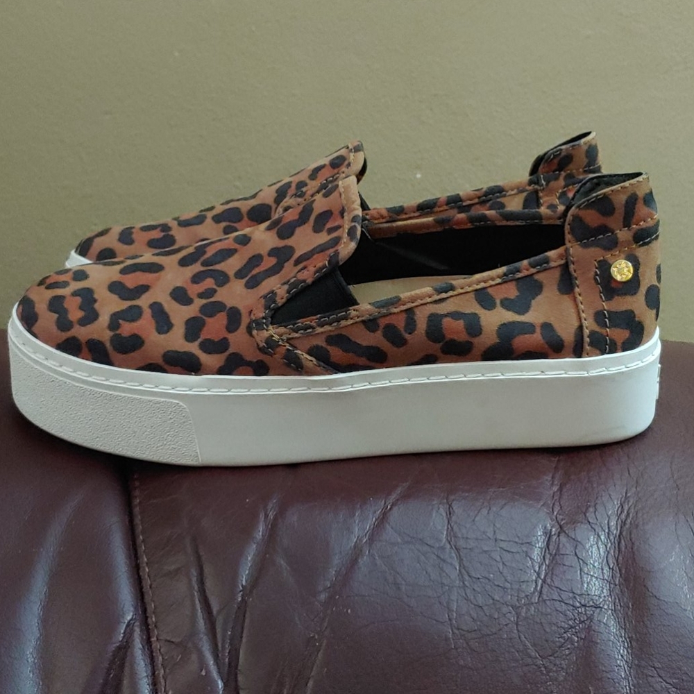 BCBGeneration women's 🐆 Casey loafers